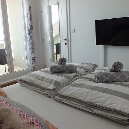Apartment Silvija Novaglia Esterno foto
