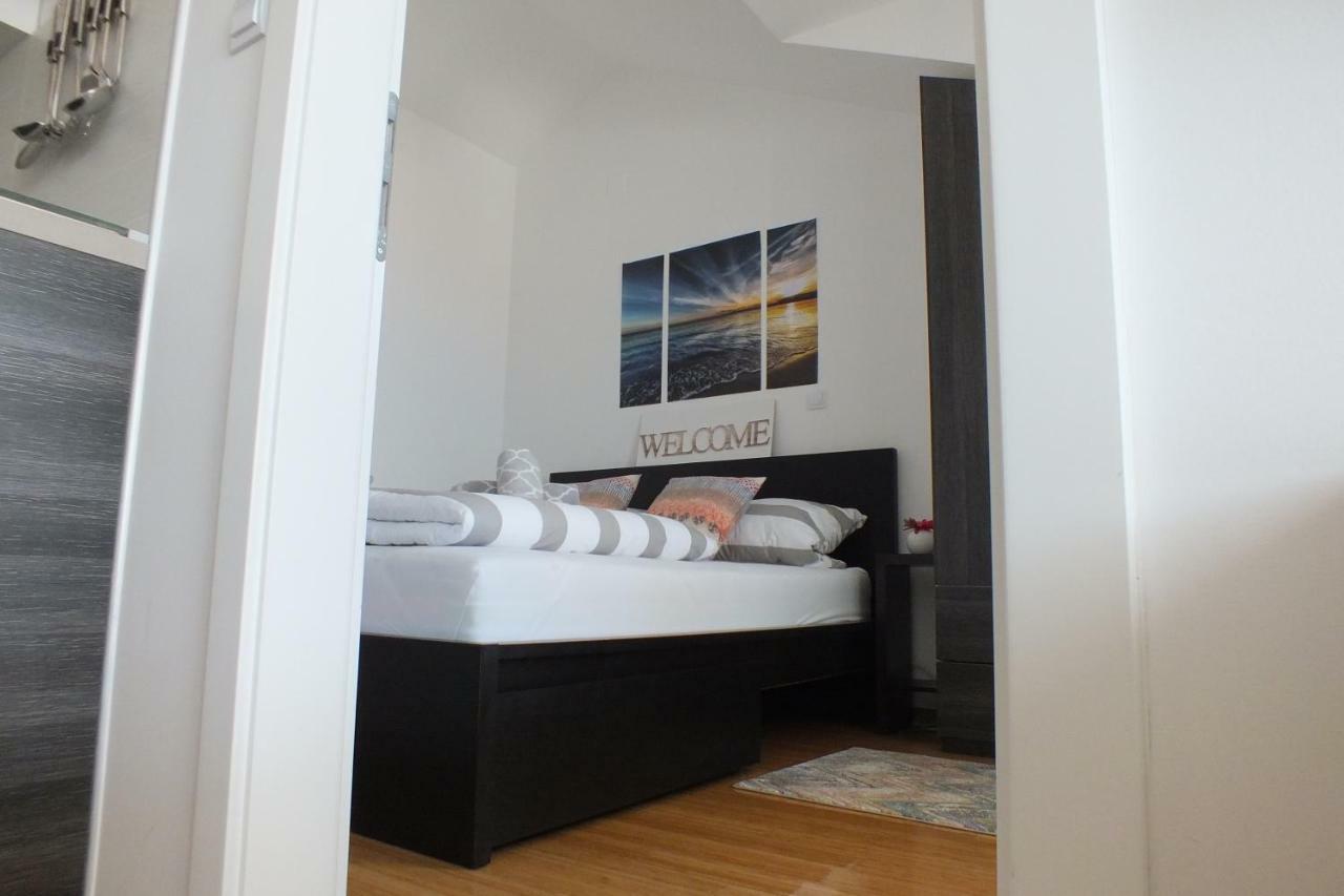 Apartment Silvija Novaglia Esterno foto