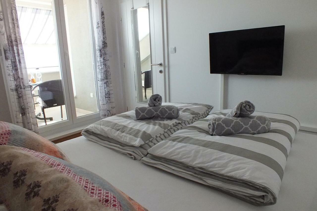 Apartment Silvija Novaglia Esterno foto